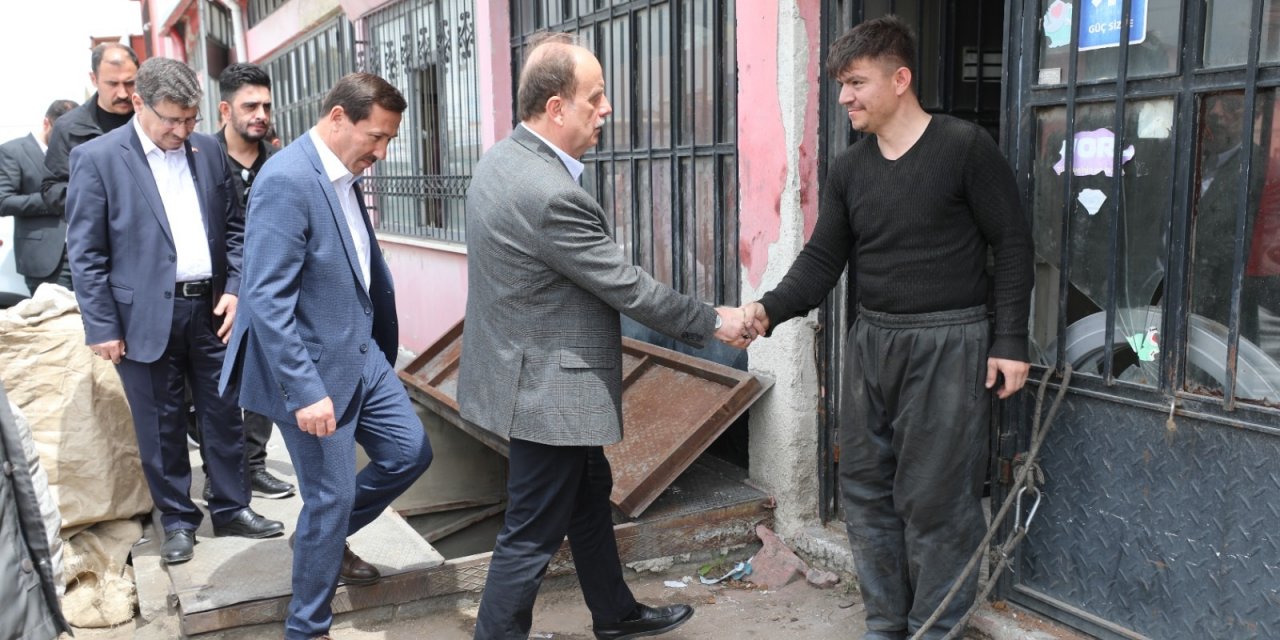 Başkan Kılca, Mehmet Genç ile Mehmet Baykan Esnaf ve vatandaşlarla buluştu