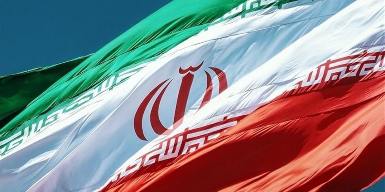 İran'da şok saldırı! 12 polis öldü