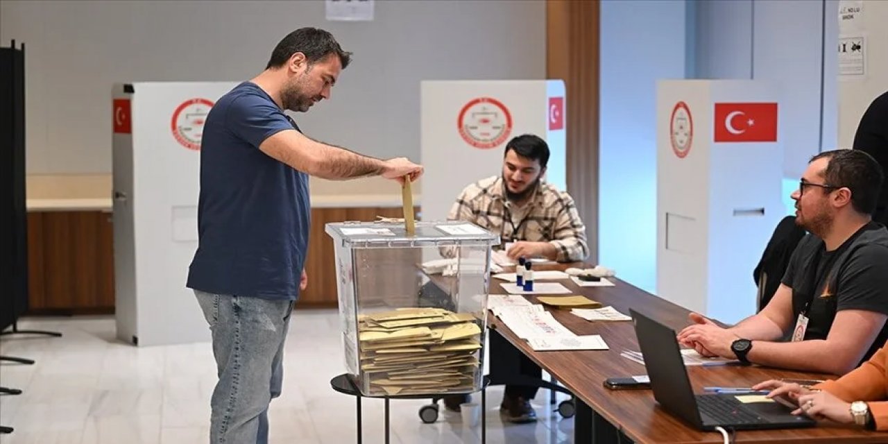 Yurt dışı ve gümrüklerde şu ana kadar yaklaşık 1 milyon 700 bin seçmen oy kullandı