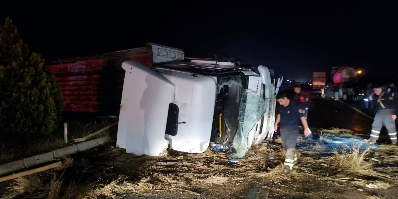 Aydın'da 4 aracın karıştığı kazada kamyonetteki çift öldü
