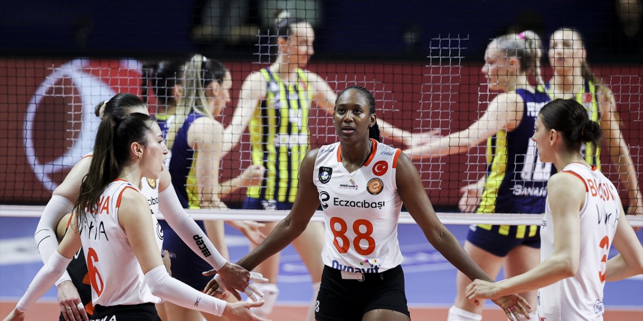 Fenerbahçe Opet, Misli.com Sultanlar Ligi'nde 6. şampiyonluğunu elde etti