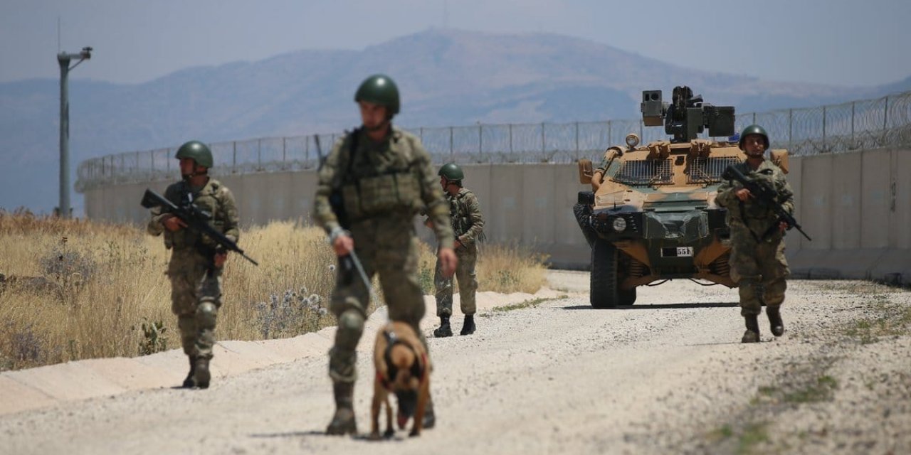 Son Dakika! MSB: 12 şahıs hudut birliklerimiz tarafından yakalandı