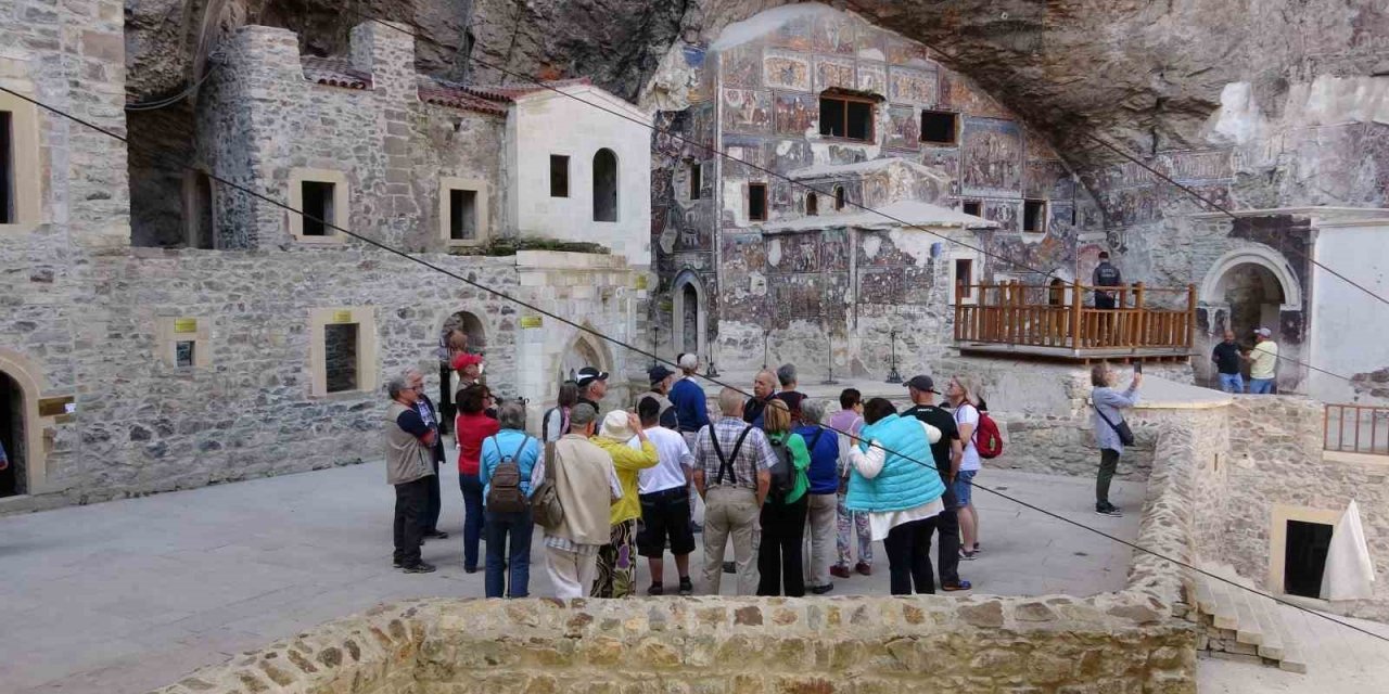 Türkiye'nin en önemli inanç turizmi merkezine ziyaretçi akını