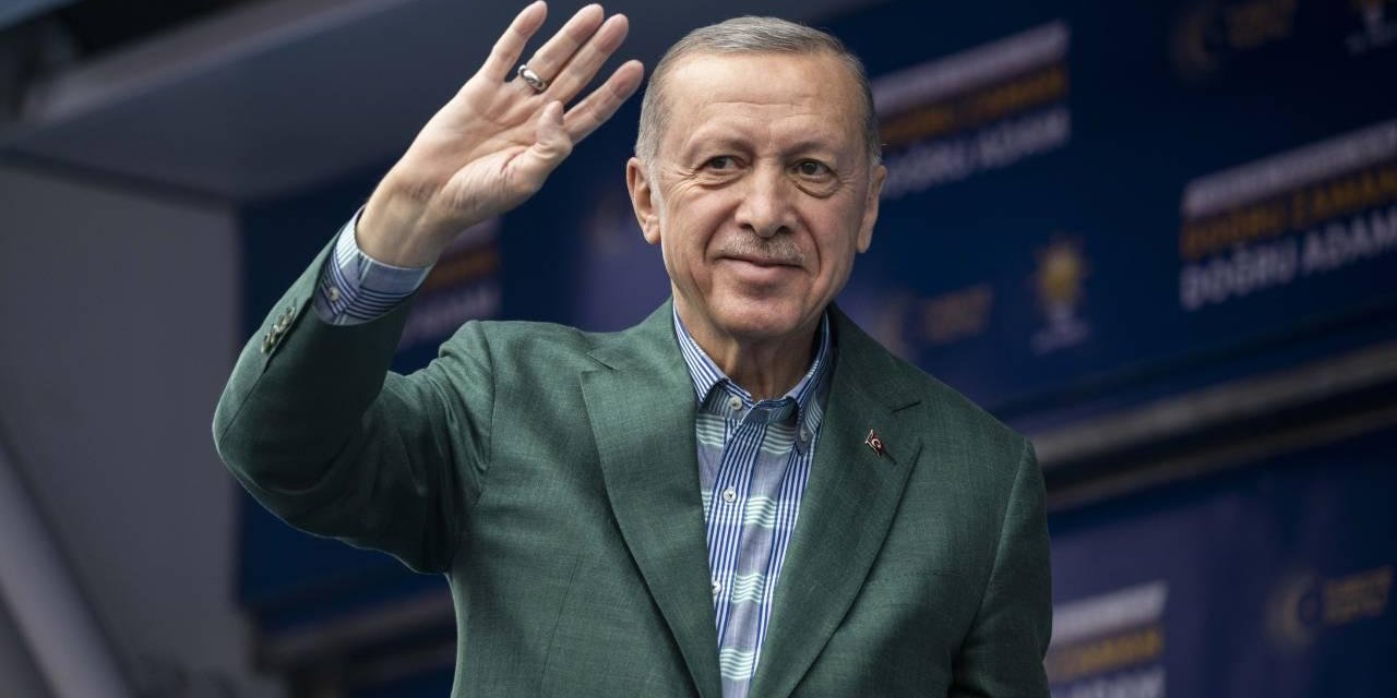 Cumhurbaşkanı Erdoğan, İzmir'deki halk buluşmasına telefonla bağlandı