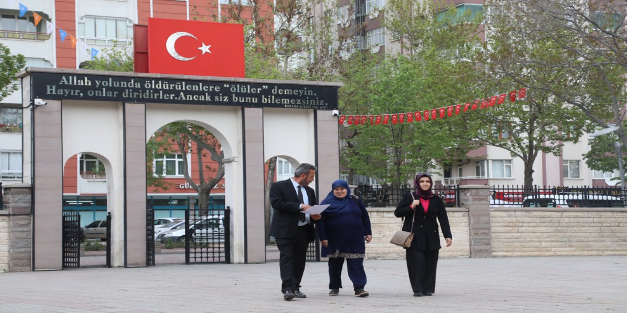 Hiç görmediği babasını Konya'da buldu