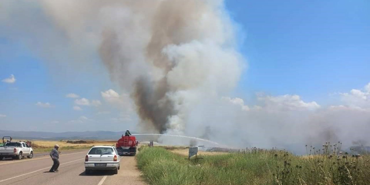 Gaziantep'te buğday tarlasında yangın