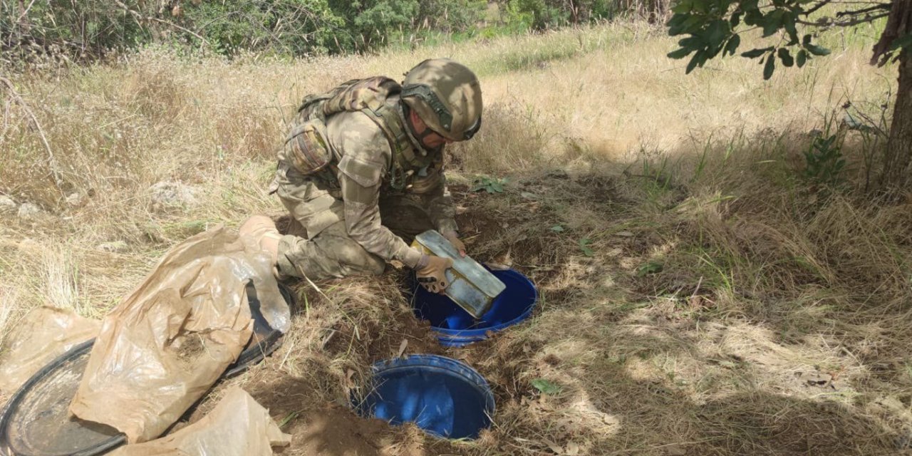 Irak'ın kuzeyinde PKK'ya ait mühimmat ele geçirildi