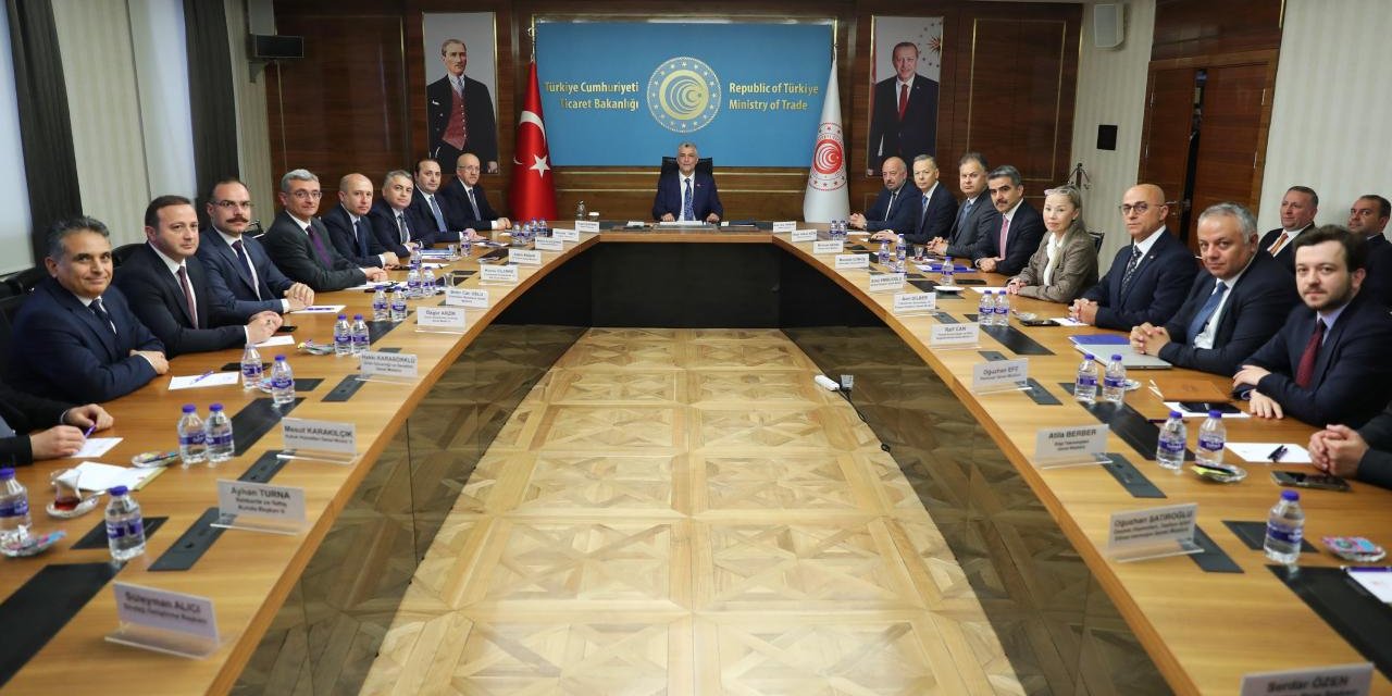 Ticaret Bakanı Bolat ilk toplantısını yaptı
