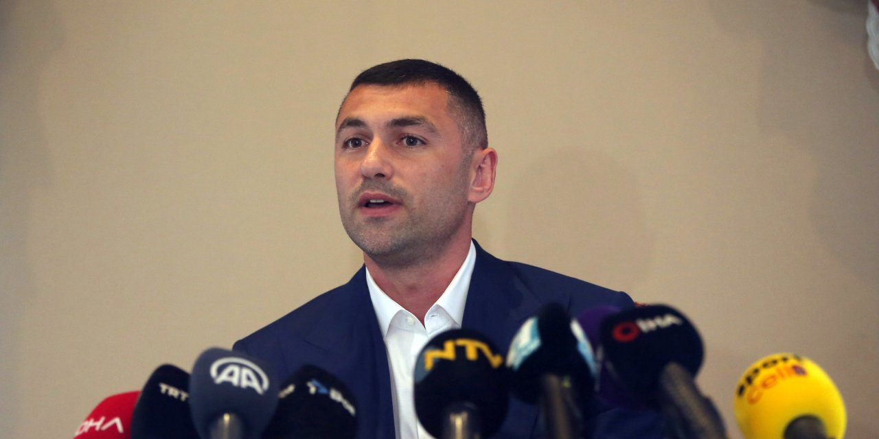 Milli futbolcu futbolu bıraktı