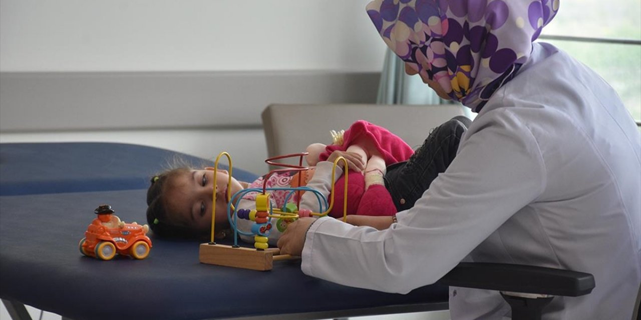 Konya'da serebral palsi hastası çocuklar hayata hazırlanıyor