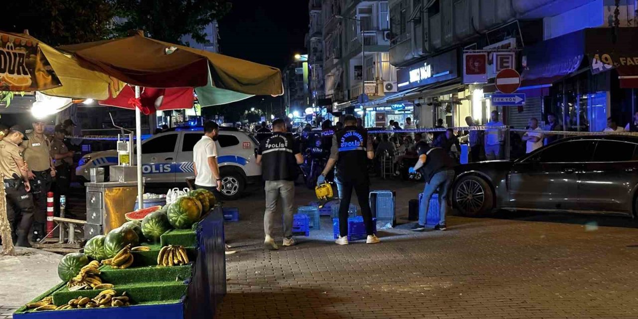 Silahlı kavga ihbarına giden polis memuru ayağından vuruldu