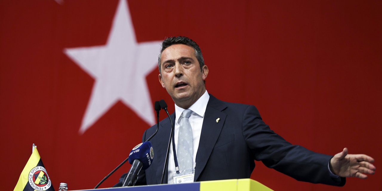 Fenerbahçe Başkanı Ali Koç'tan teknik direktör açıklaması