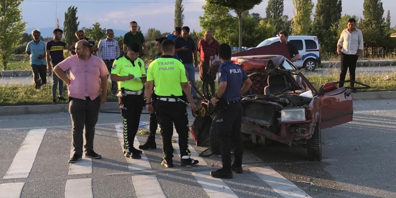 Konya’da otomobil ile kamyonet çarpıştı: 2 yaralı