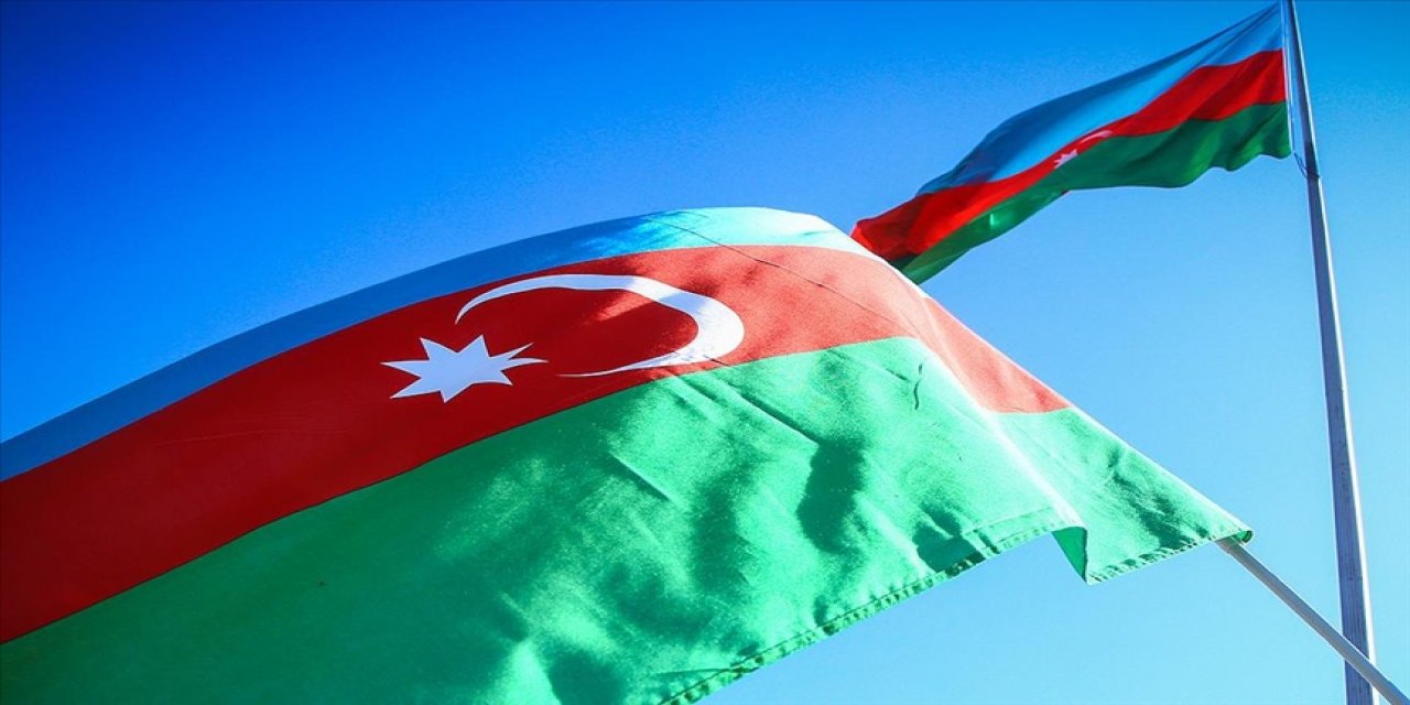 Azerbaycan Devlet Televizyonu çalışanlarına Fransa'da çirkin saldırı