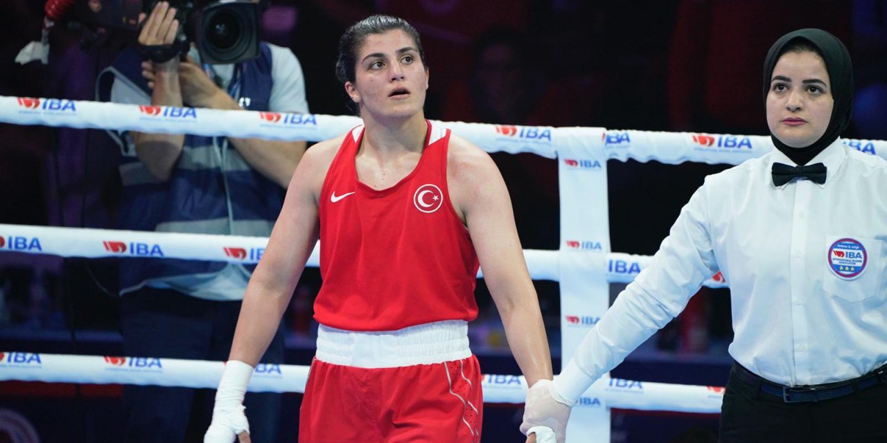 Busenaz Sürmeneli altın madalya kazandı