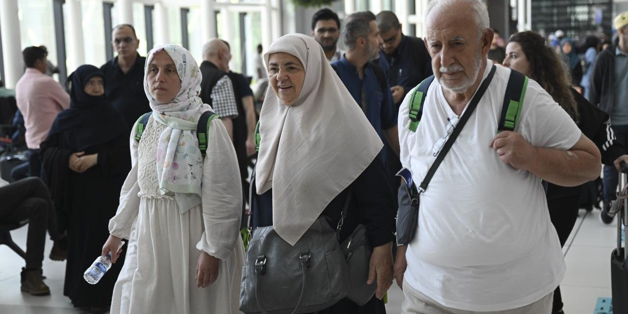 Hacıların yurda dönüşleri başladı