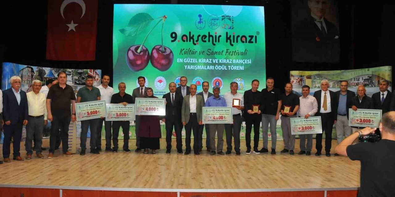 Konya’da 9. Akşehir Kirazı Kültür ve Sanat Festivali yapıldı