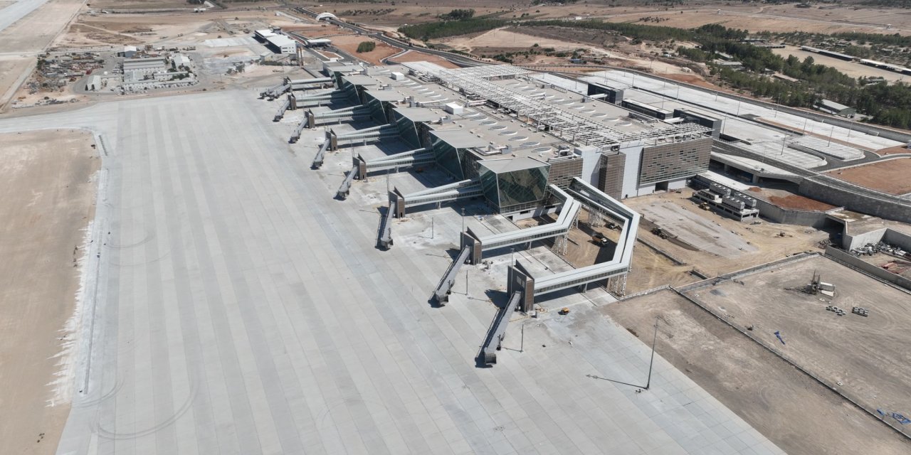 Bakan Uraloğlu: Yeni havalimanı, 10 milyon yolcu kapasitesine sahip