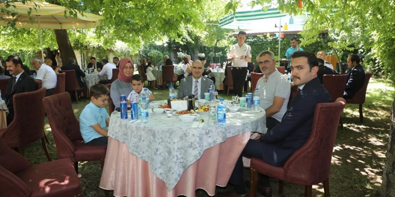 Konya Valisi Vahdettin Özkan şehit yakınları ve gazilerle buluştu