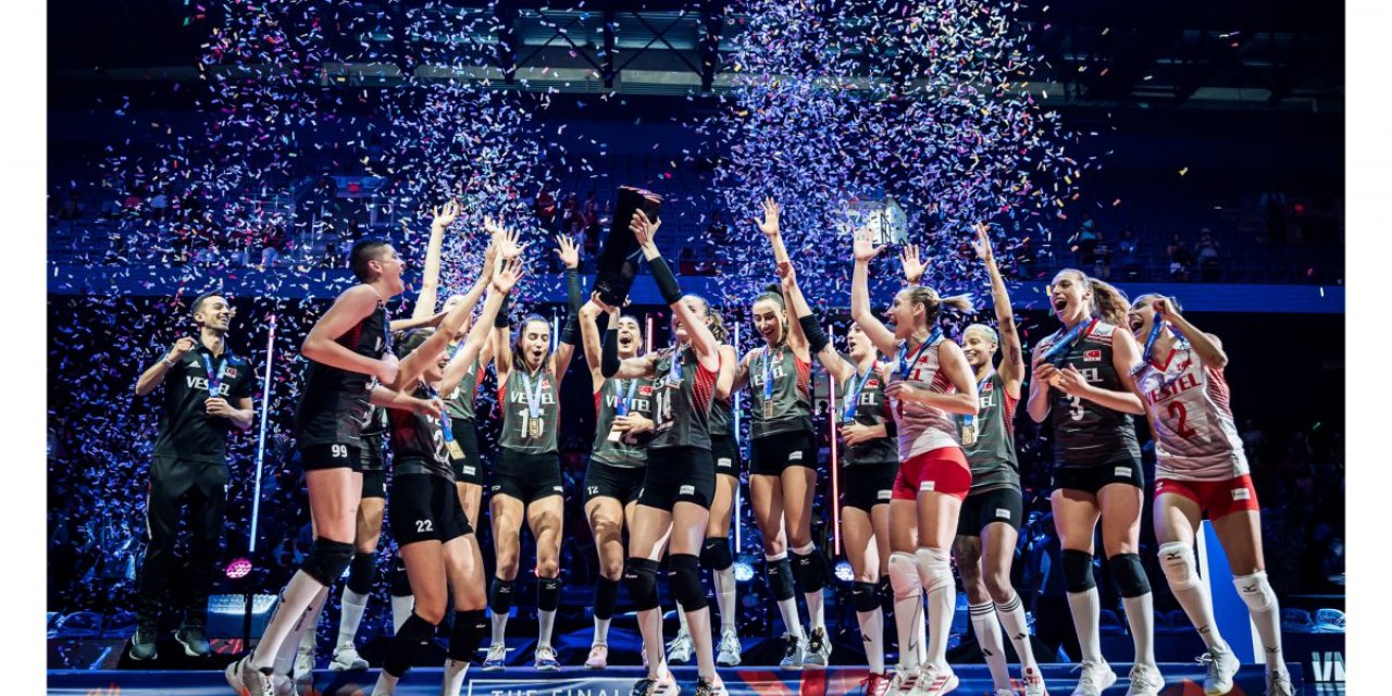 Filenin Sultanları'nın şampiyonluğu dış basında geniş yer buldu