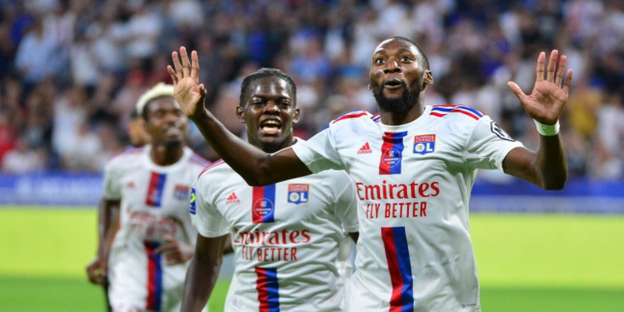 Fenerbahçe'de Zaha'nın alternatifi belli oldu