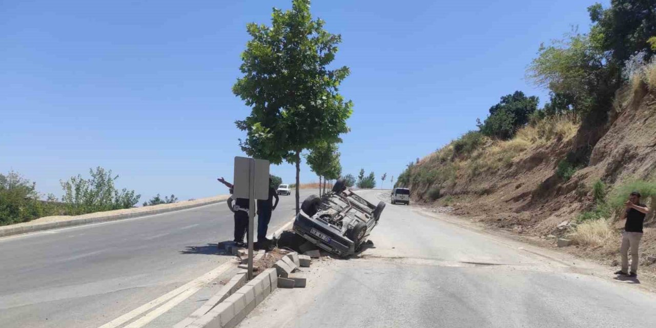 Kontrolden çıkan otomobil takla attı: 4 yaralı