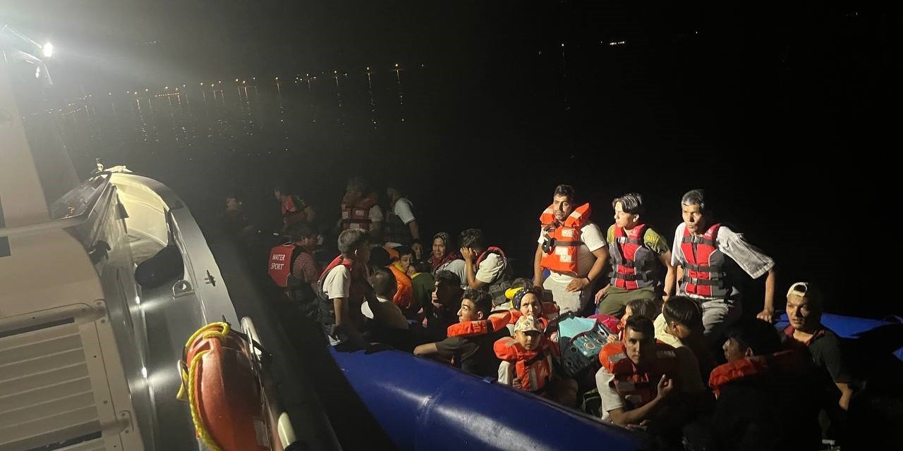 Ayvacık açıklarında 170 kaçak göçmen yakalandı