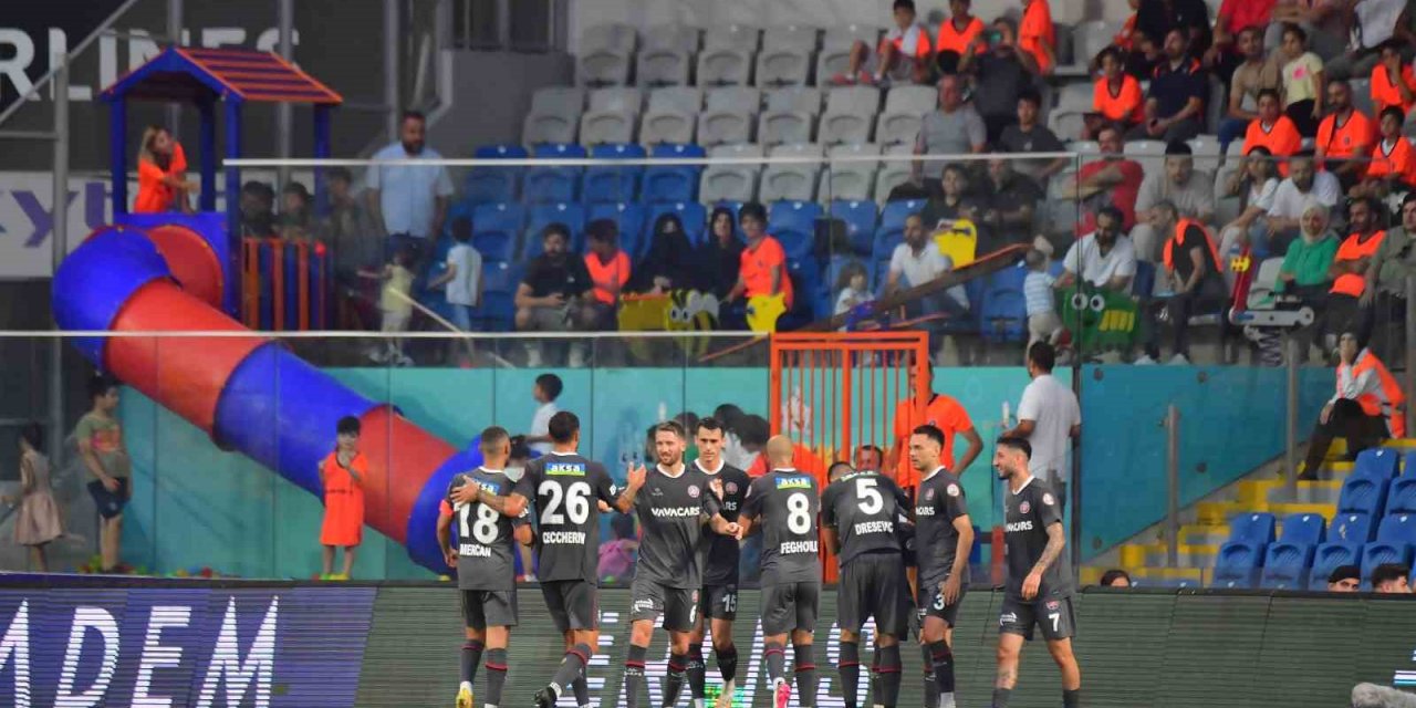 Başakşehir, Karagümrük’e 2-0 mağlup oldu