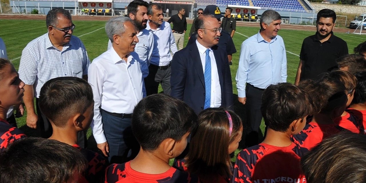 Akşehir’deki onur turnuvası başladı