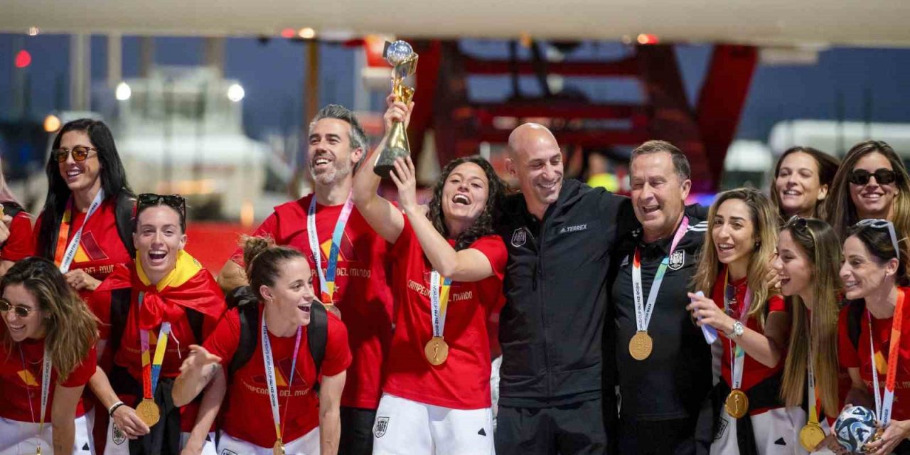 FIFA’dan örnek ceza! 90 gün uzaklaştırma