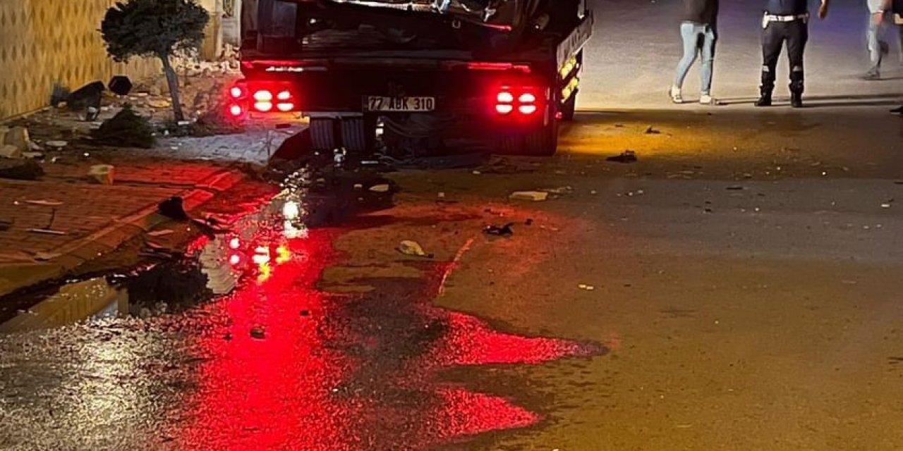 Yalova’da trafik kazası: 2 ölü, 3 yaralı