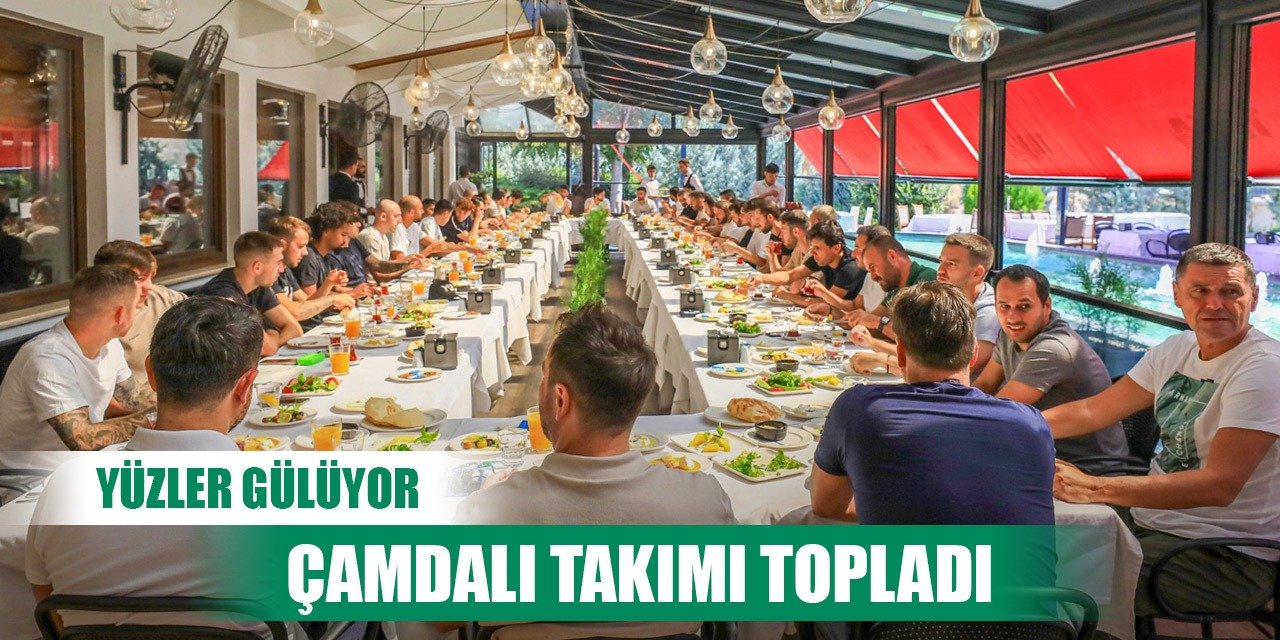 Konyaspor'da Çamdalı takımla kahvaltıda buluştu