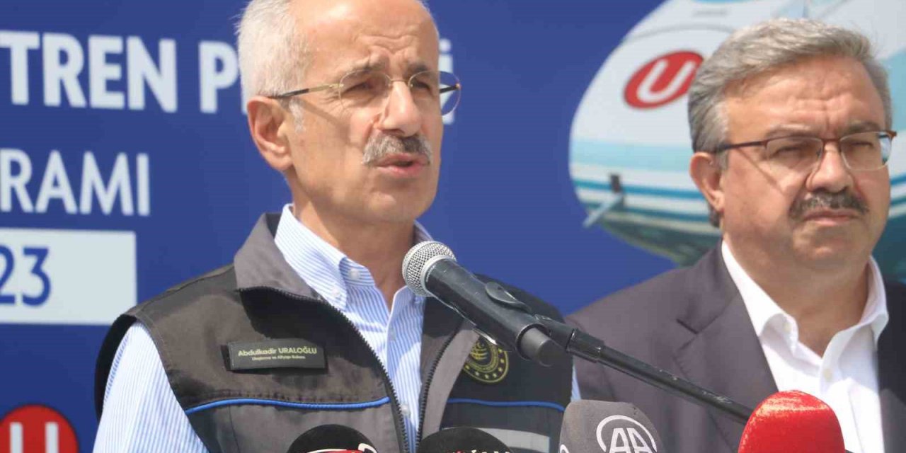 Bakan Uraloğlu demiryolu yük ve yolcu taşımacılığı rakamlarını açıkladı