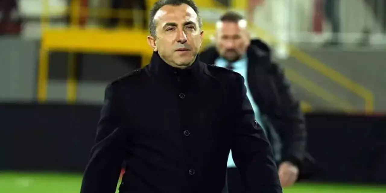 Kayserispor, yeni hocasıyla anlaşma sağladı