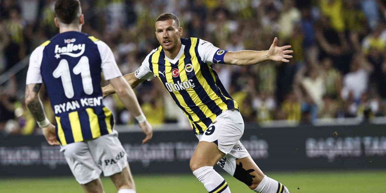 Fenerbahçe’de 13 futbolcu takıma dahil oldu