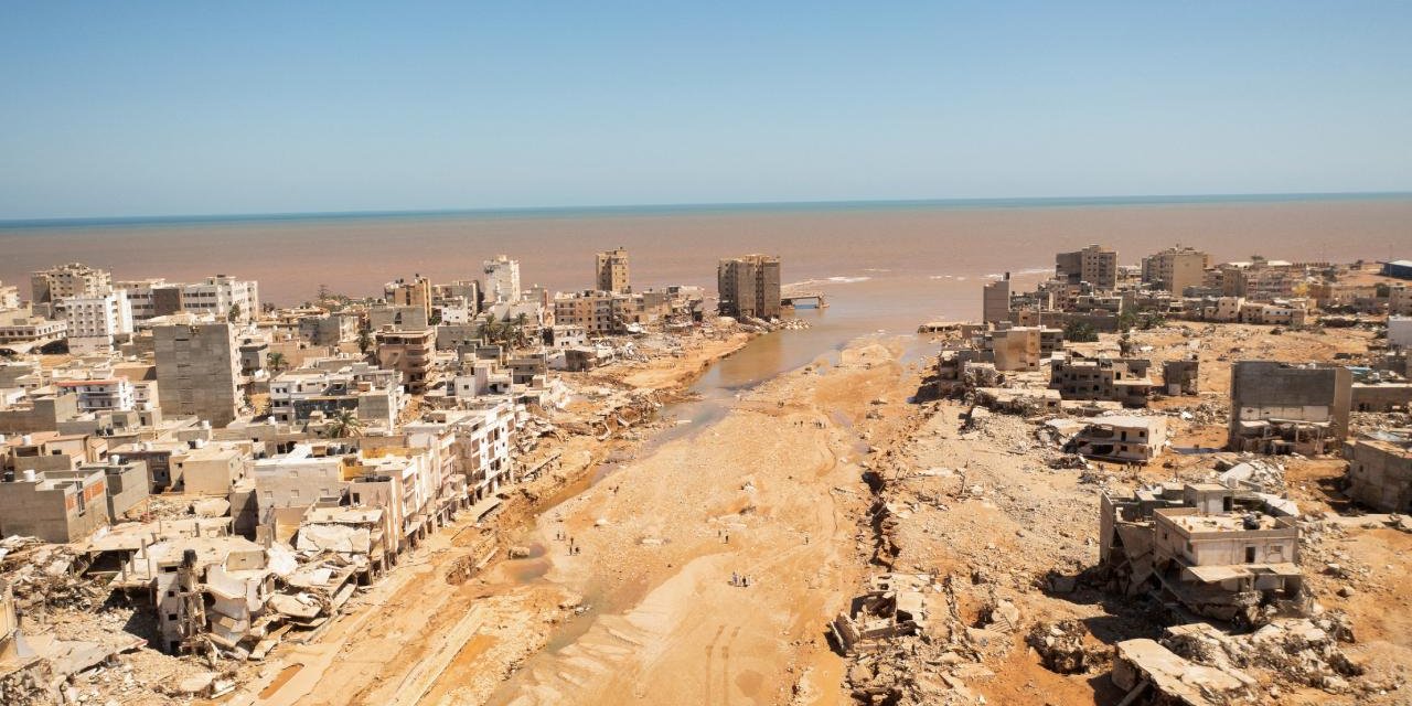 Libya'da uluslararası yardım ekibi kaza geçirdi