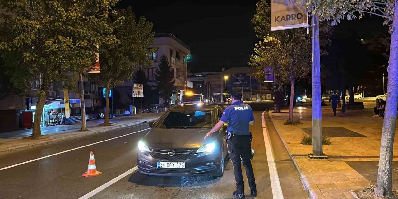 Polisten şok uygulama: 102 sürücüye 211 bin lira ceza