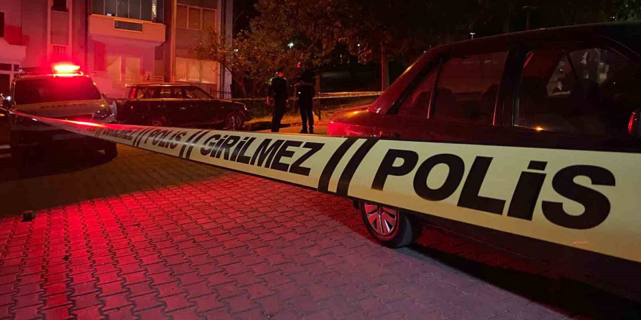 Otoparkta silahlı saldırıya uğrayan kişi hayatını kaybetti