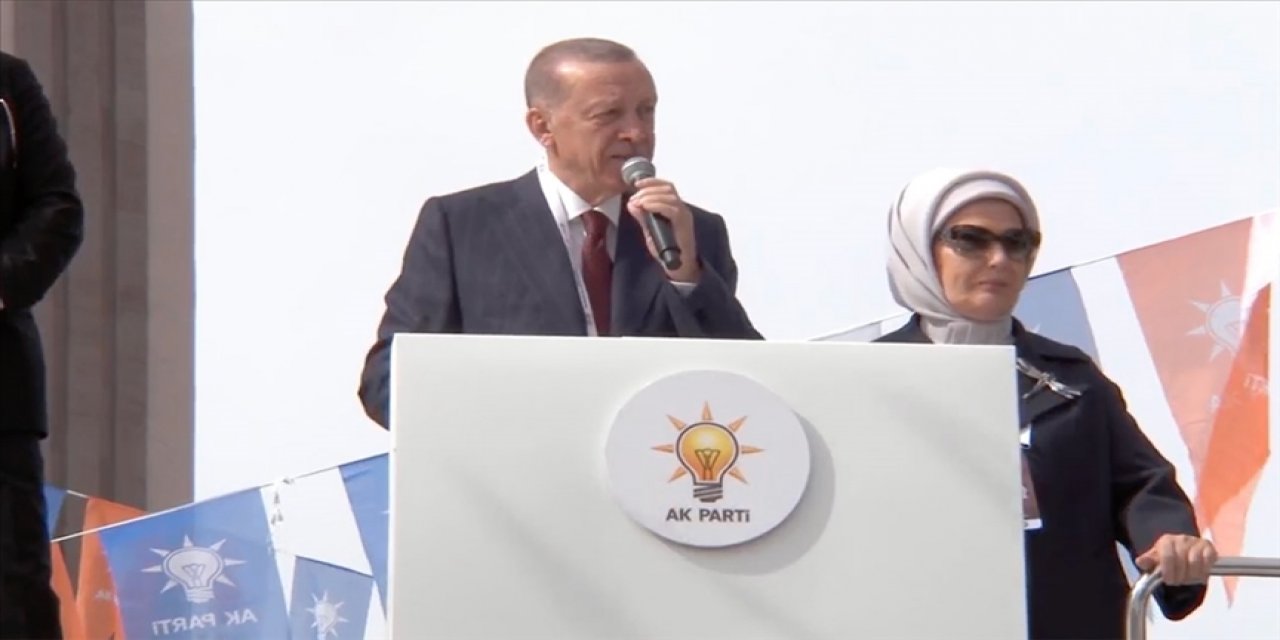 Erdoğan: Terör örgütlerini kullanarak bizi köşeye sıkıştırmaya çalışanlara boyun eğmiyoruz