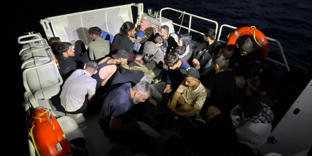 Aydın'da geri itilen 51 düzensiz göçmen kurtarıldı