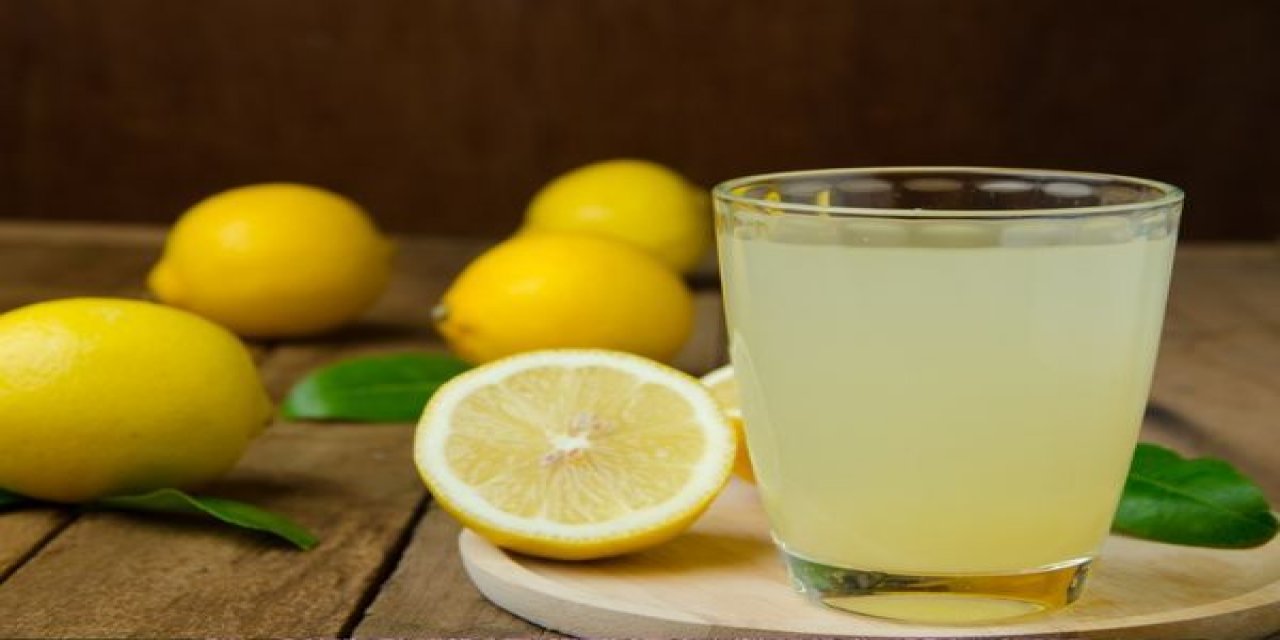 Bir ay boyunca içilen limonlu ılık su bakın ne işe yarıyor?