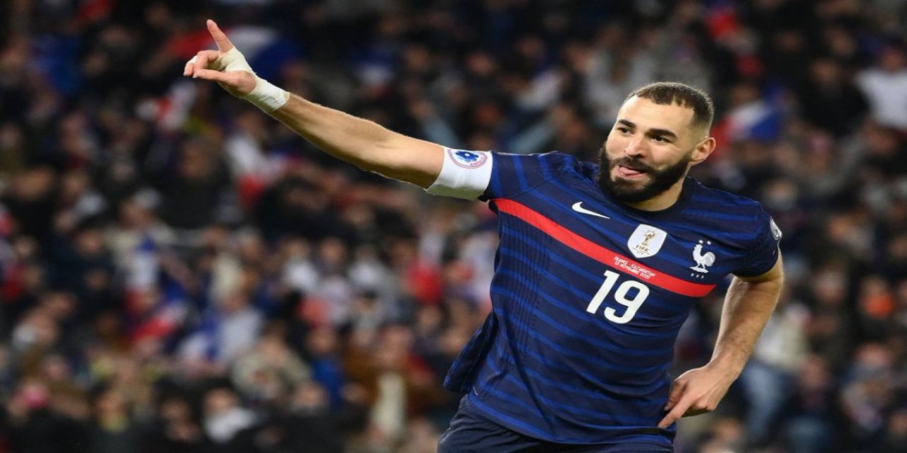 Dünyaca ünlü Cezayir asıllı Fransız futbolcu Karim Benzema'dan, Filistinlilere destek