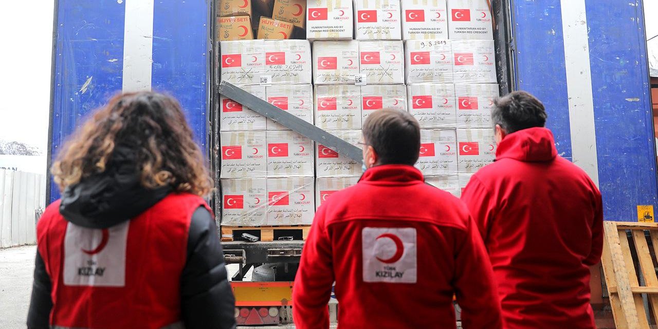 Türk Kızılay, Gazze'deki sivillere yardımını sürdürüyor