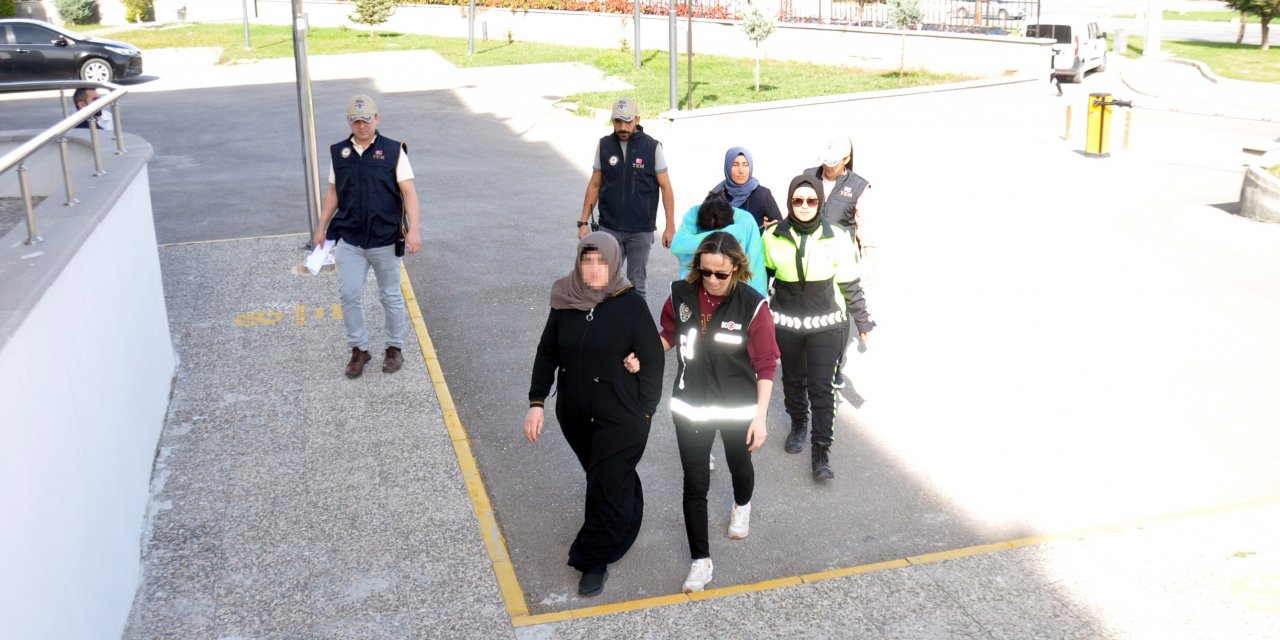 Karaman'da, FETÖ'ye 'Kıskaç' operasyonunda gözaltına 3 şüpheli adliyede