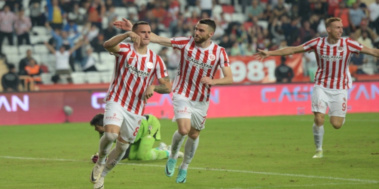 5 gollü maç Antalyaspor'un