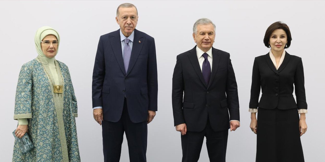 Cumhurbaşkanı Erdoğan ve Mirziyoyev'den aile fotoğrafı