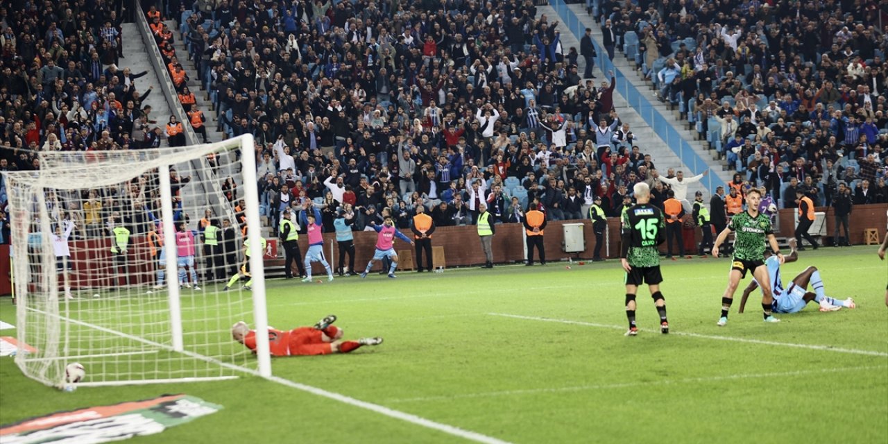 Trabzonspor-Konyaspor, Gol viral oldu!