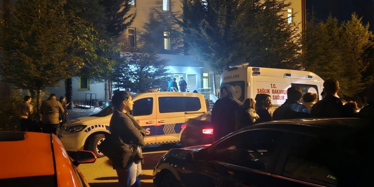 Öğrenci Evlerinde kalan Ayşegül Tayyar isimli öğrenci odasında ölü bulundu
