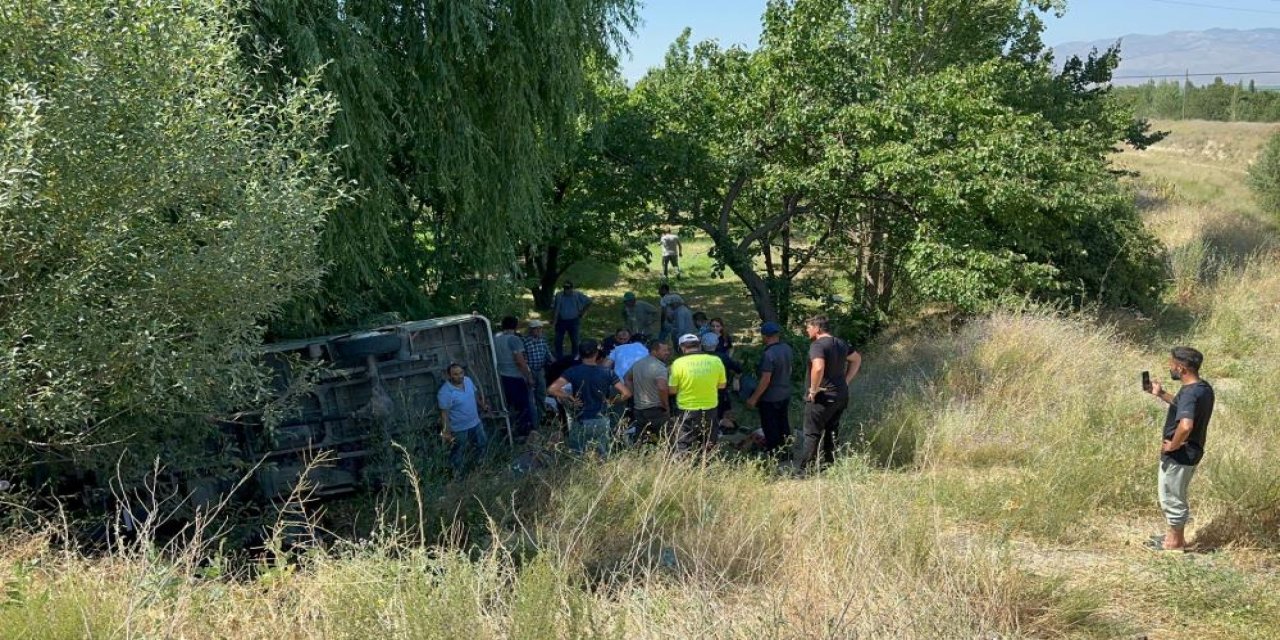 Konya karayolunda 8 kişinin öldüğü minibüs kazasındaki ihmaller iddianameye yansıdı