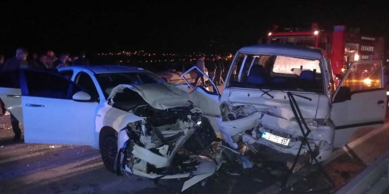 Samsun’da otomobil ile panelvan aracın çarpıştı! 7 yaralı